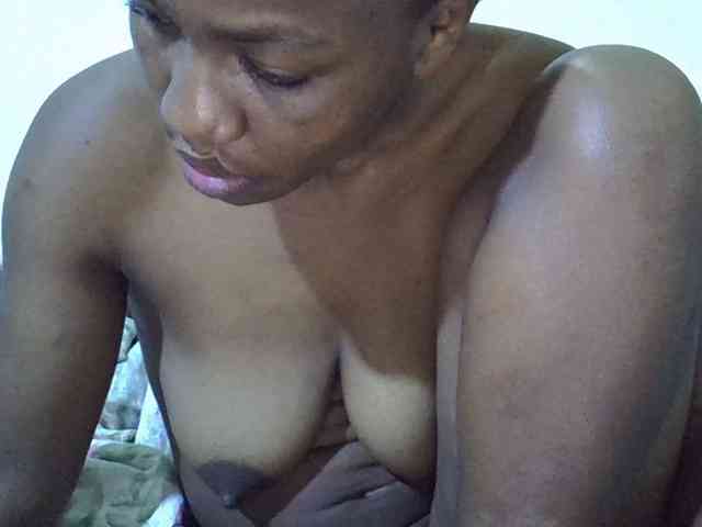 Queen-fantacy webcam