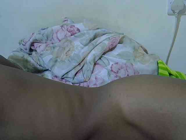 Queen-fantacy webcam