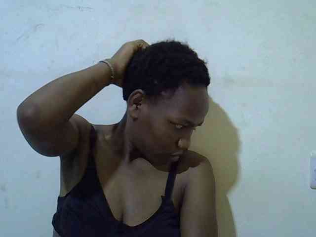 Queen-fantacy webcam