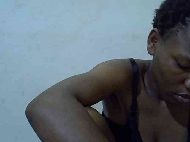 Queen-fantacy webcam