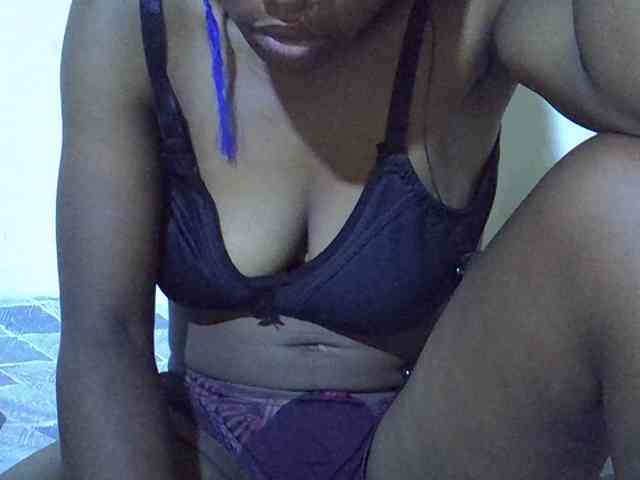 Queen-fantacy webcam