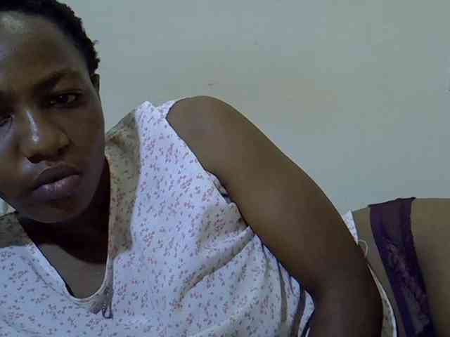 Queen-fantacy webcam