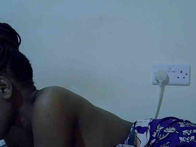 Queen-fantacy webcam