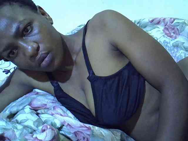 Queen-fantacy webcam