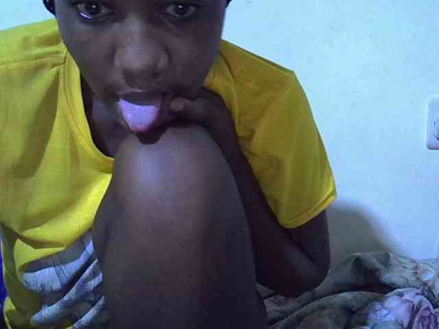 Queen-fantacy webcam