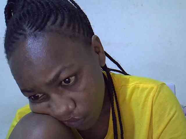 Queen-fantacy webcam