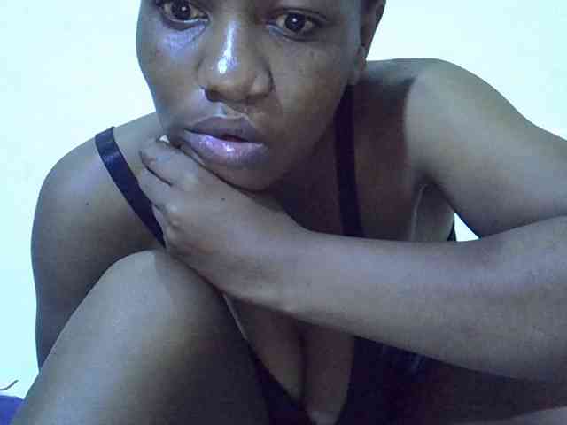 Queen-fantacy webcam