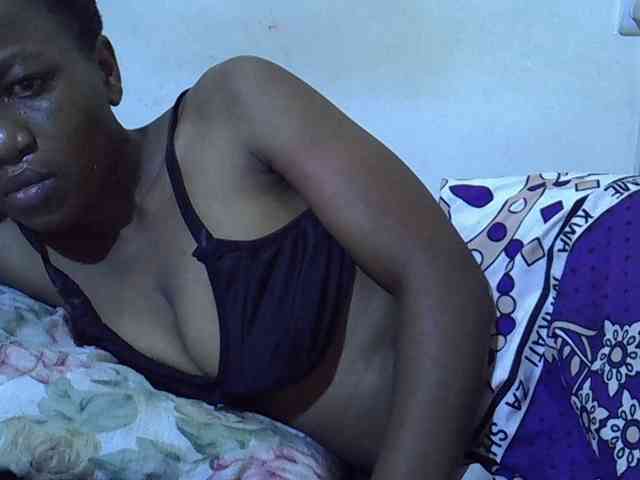 Queen-fantacy webcam