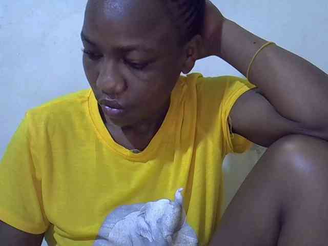 Queen-fantacy webcam