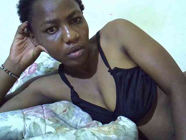 Queen-fantacy webcam