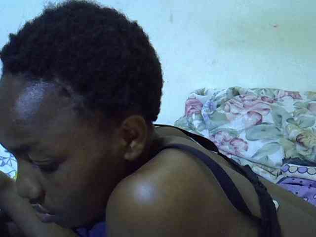 Queen-fantacy webcam