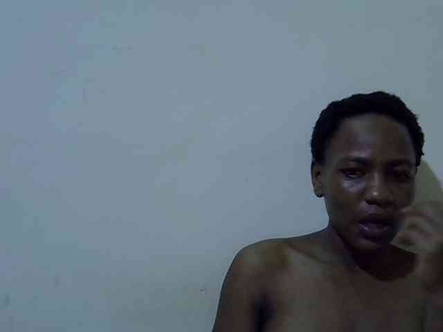 Queen-fantacy webcam