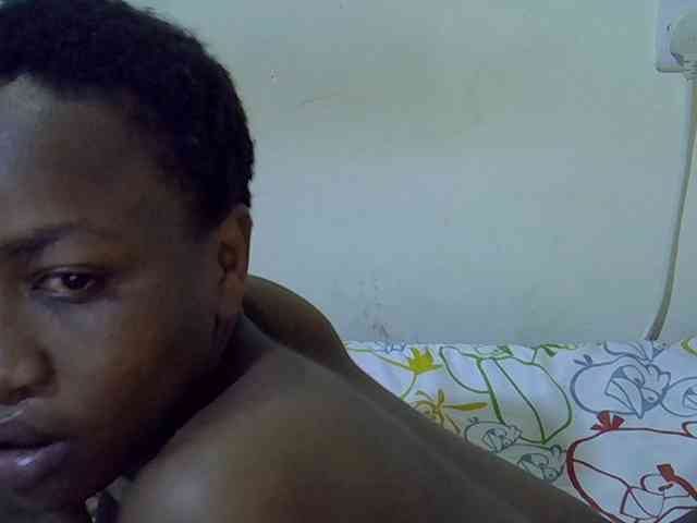 Queen-fantacy webcam