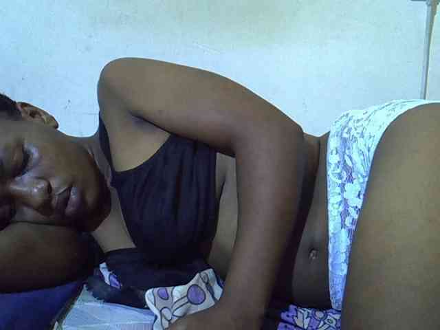 Queen-fantacy webcam