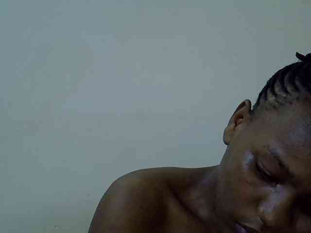 Queen-fantacy webcam