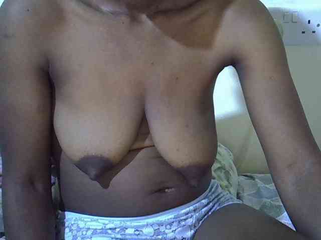 Queen-fantacy webcam