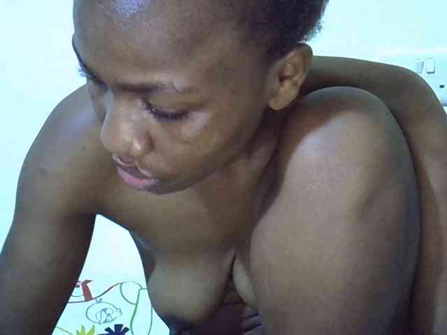 Queen-fantacy webcam