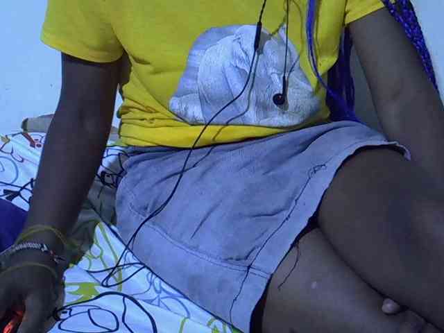 Queen-fantacy webcam