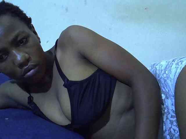 Queen-fantacy webcam