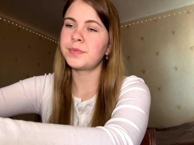 le modèle JanessaArdry est en webcam porno dans un show sur le site bongacams, il possède les tags suivants: White/Caucasian,Brunette,Shaved