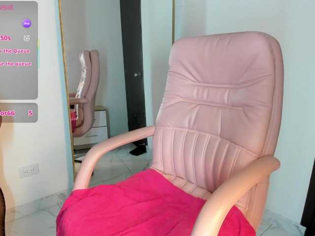 misslyaux's BongaCams show and profile