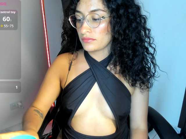 misslyaux's BongaCams show and profile