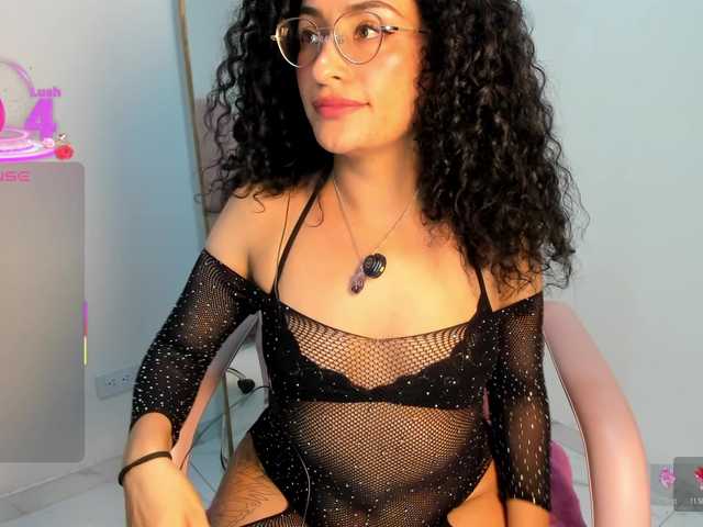 misslyaux's BongaCams show and profile