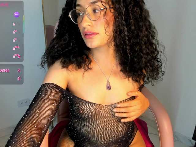 misslyaux's BongaCams show and profile