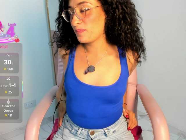 misslyaux's BongaCams show and profile