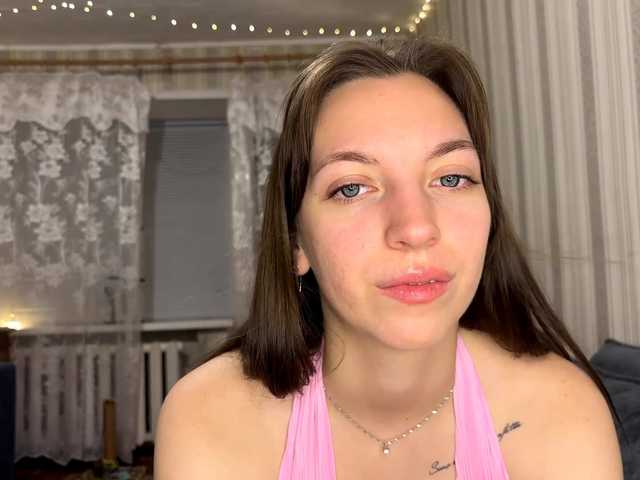 CameliaHovermale's BongaCams show and profile