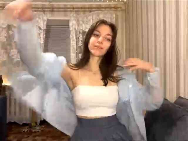 CameliaHovermale webcam