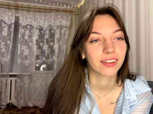 CameliaHovermale webcam