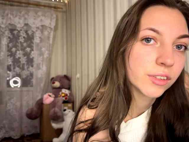 CameliaHovermale webcam