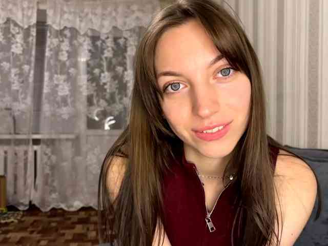 CameliaHovermale webcam