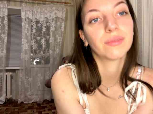 CameliaHovermale webcam