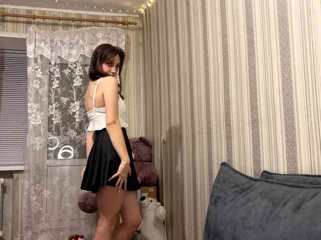 CameliaHovermale webcam