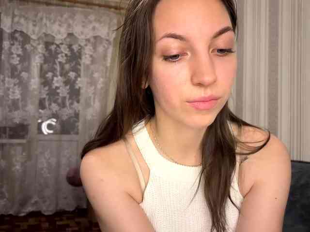 CameliaHovermale webcam