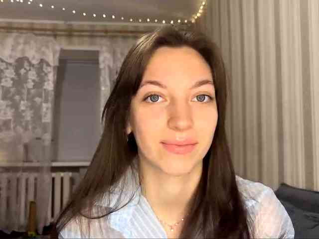 CameliaHovermale webcam