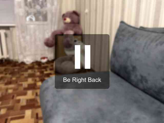 CameliaHovermale webcam