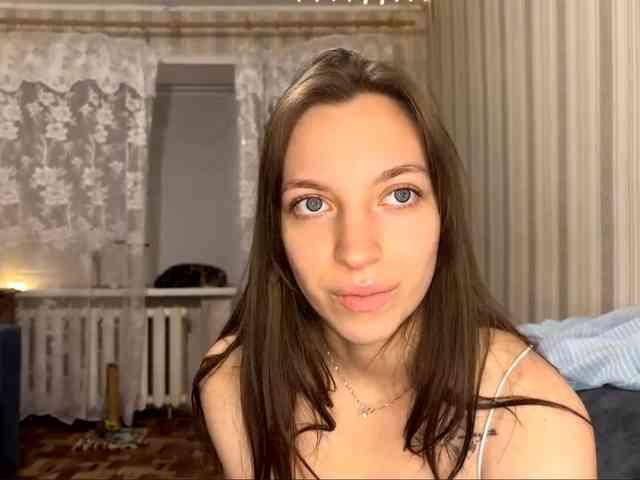 CameliaHovermale webcam