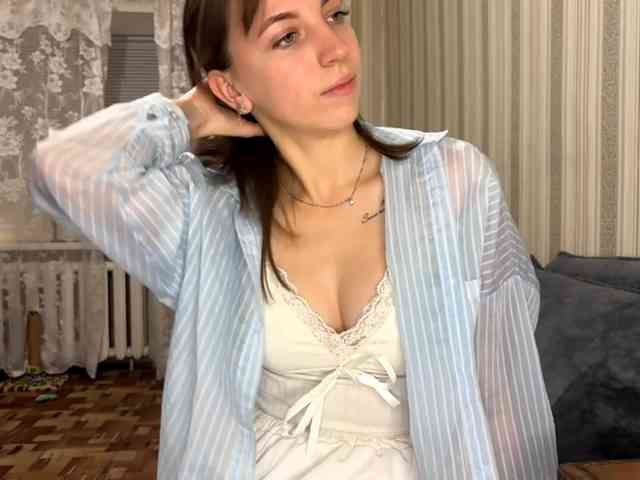 CameliaHovermale webcam