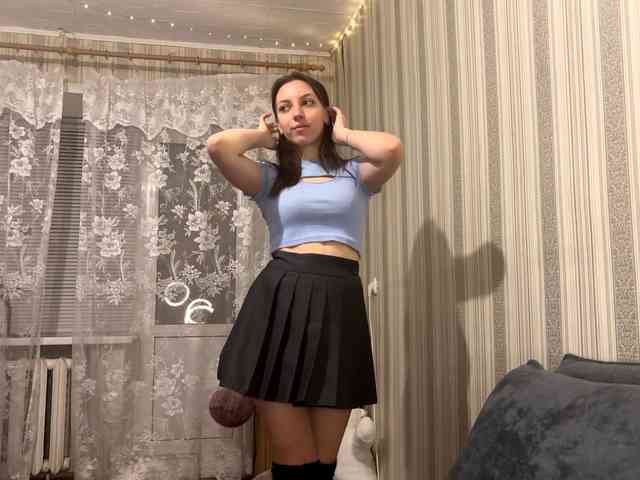 CameliaHovermale webcam