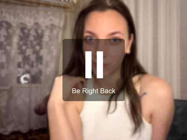 CameliaHovermale webcam