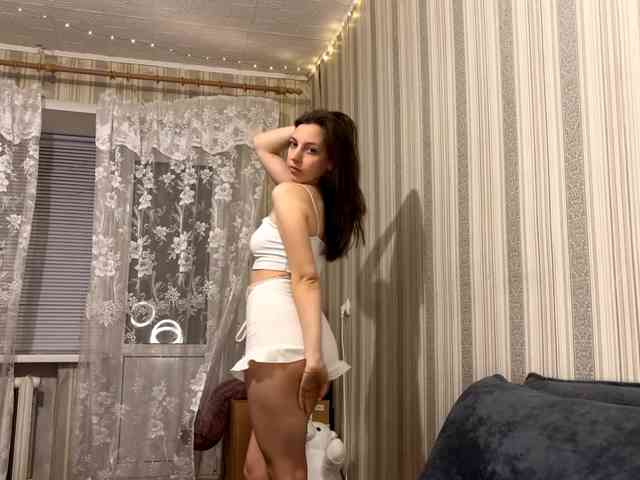 CameliaHovermale webcam