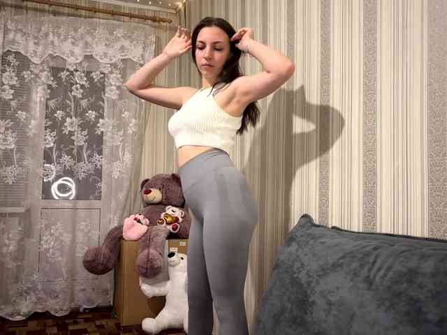 CameliaHovermale webcam