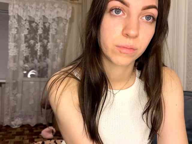 CameliaHovermale webcam