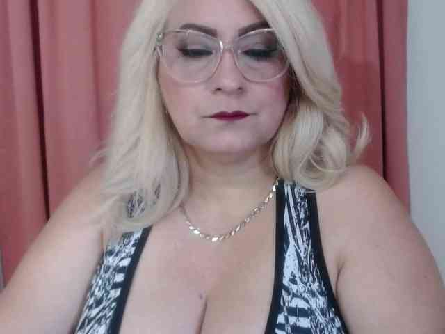 Elena-xx webcam