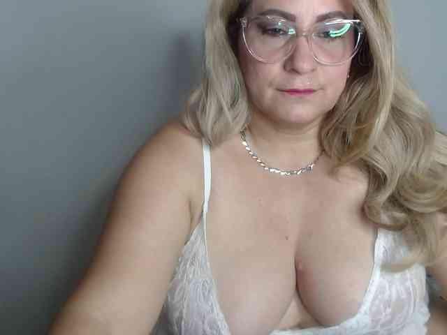 Elena-xx webcam