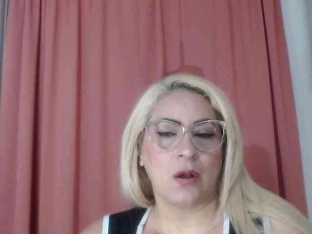 Elena-xx webcam