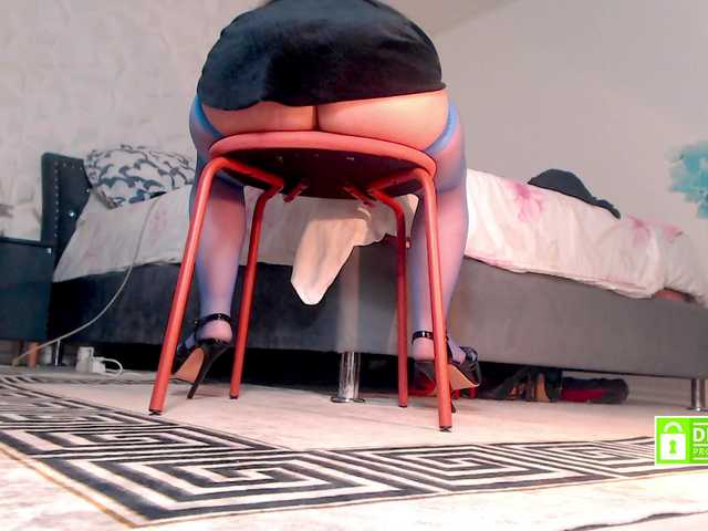 prettyveronika's BongaCams show and profile